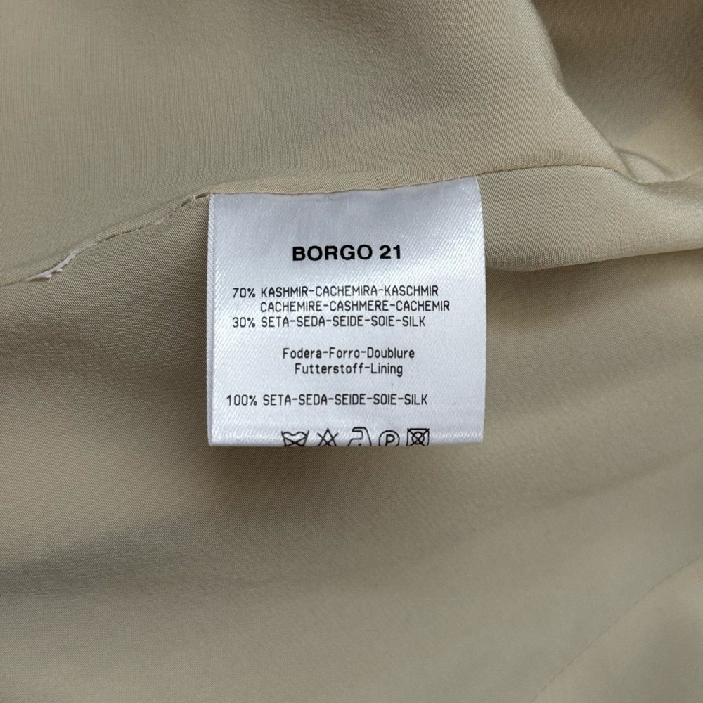 Giorgio Armani Classico Borgo 21 Line Light Cream Three-Button Men’s Suit Sz46 - Picture 8 of 12